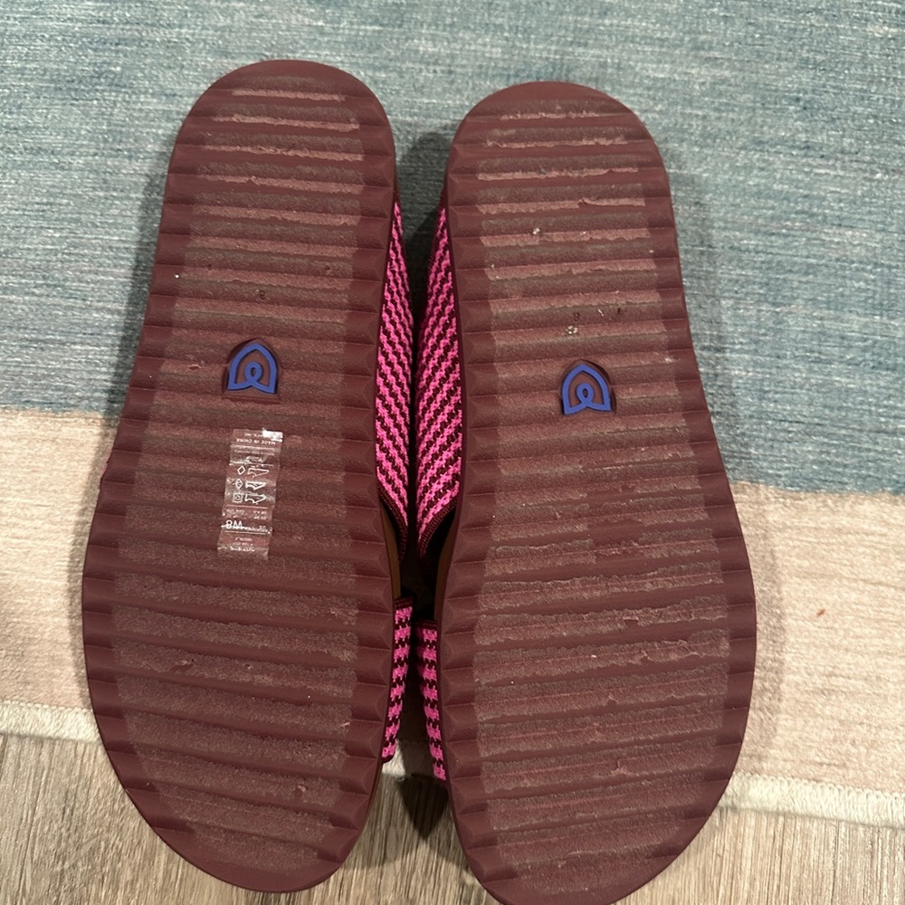 Rothy’s The Weekend Slide perfect condition! - Picture 3 of 3